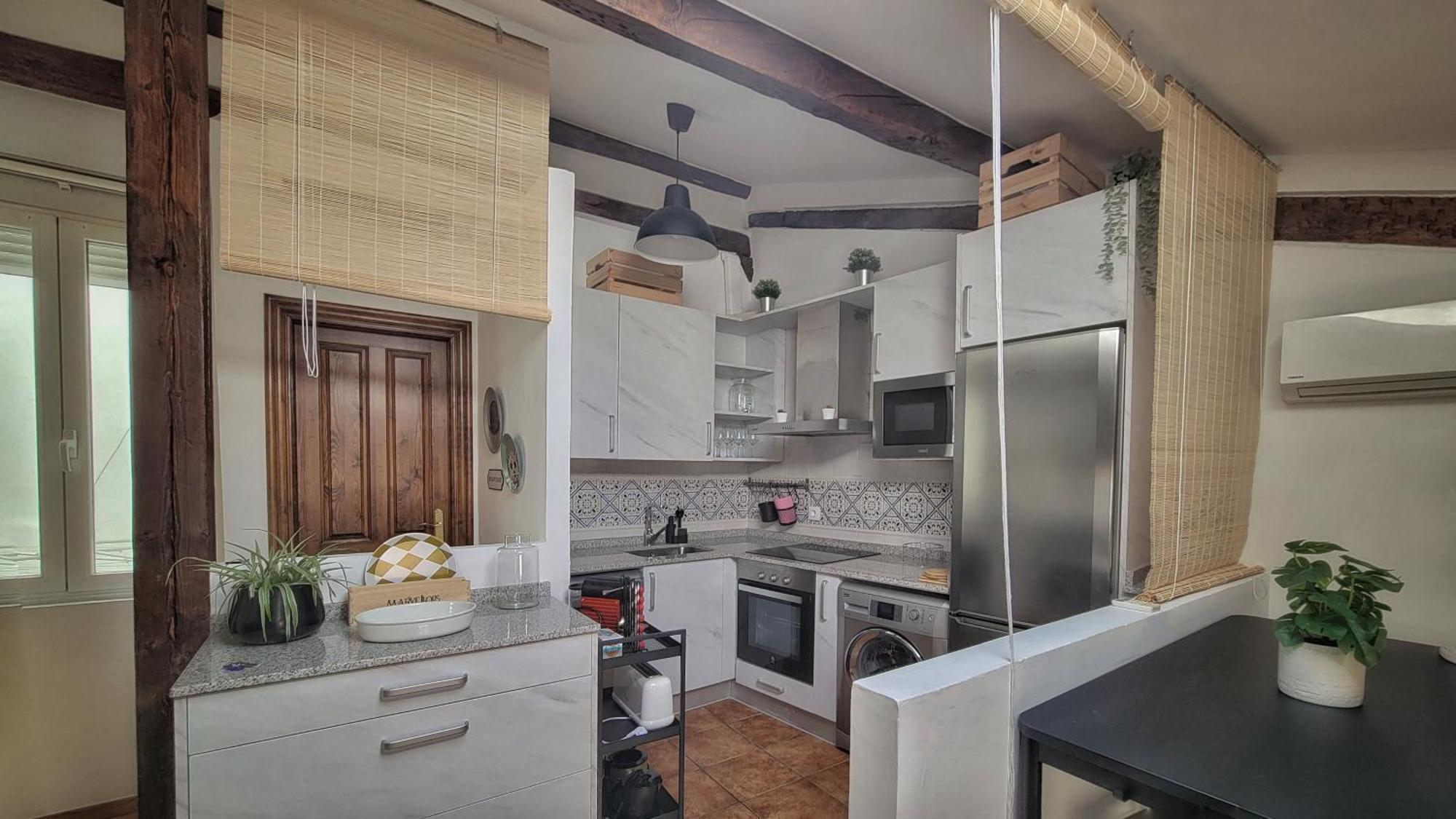 Buhardilla Centrica Para Parejas Haro Esterno foto